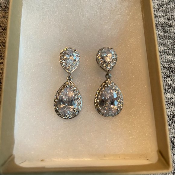 Diamond Teardrop Dangle Drop Earrings - Picture 3 of 4